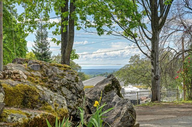 8495 Chili Hill Rd, Newcastle, CA 95658