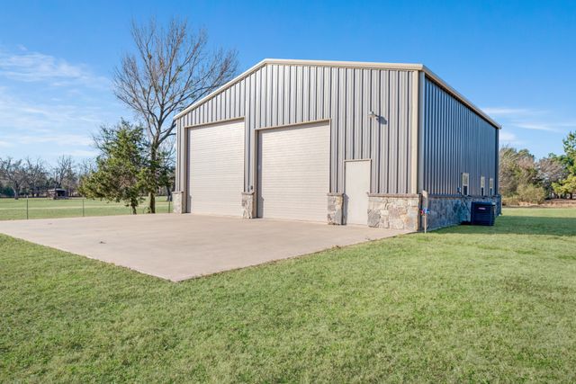 1325 Mount Olive Road, Reno, TX 75462