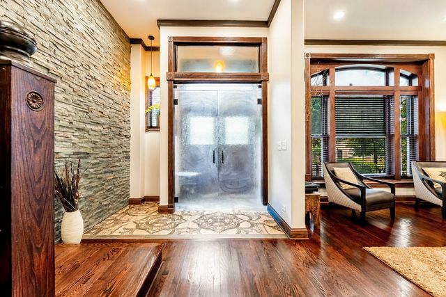 4126 S Lake Park Avenue, Chicago, IL 60653