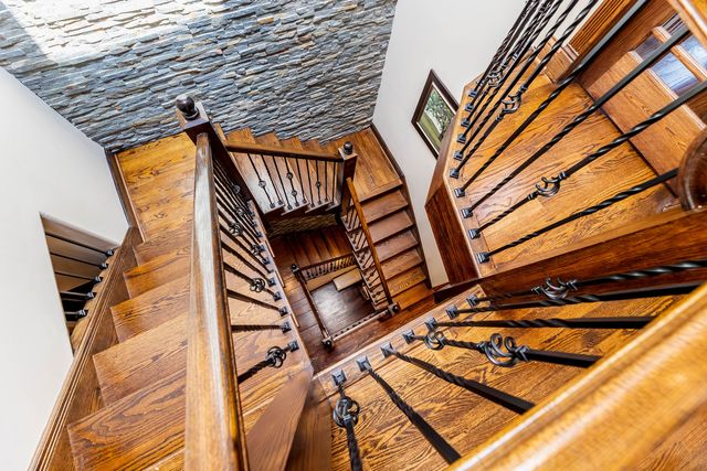 4126 S Lake Park Avenue, Chicago, IL 60653