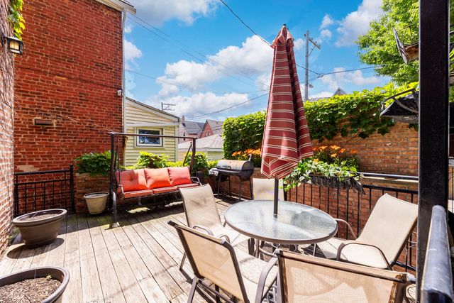 4126 S Lake Park Avenue, Chicago, IL 60653