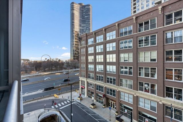 600 N LAKE SHORE Drive 407, Chicago, IL 60611