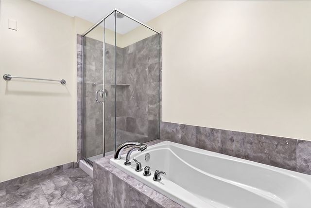 600 N LAKE SHORE Drive 407, Chicago, IL 60611