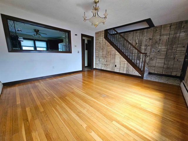 8 Foch Street, Goffstown, NH 03045