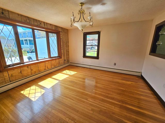 8 Foch Street, Goffstown, NH 03045