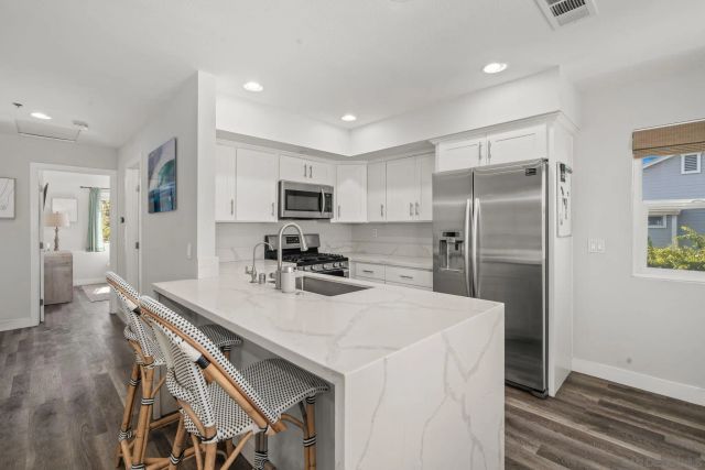 103 Mangano, Encinitas, CA 92024