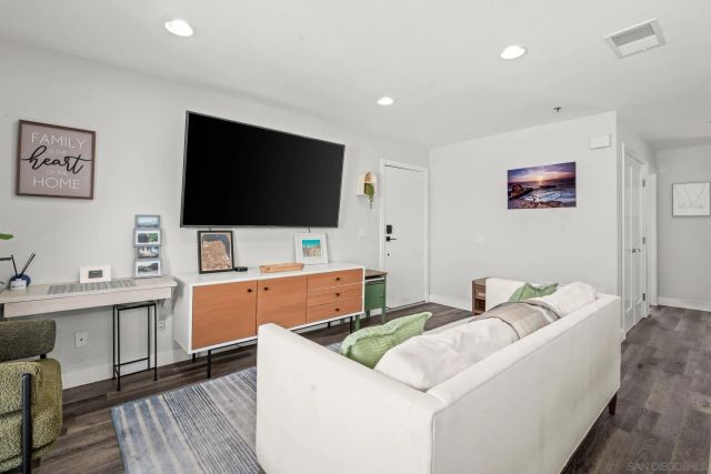 103 Mangano, Encinitas, CA 92024