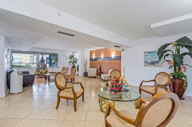 6969 Collins Ave 811, Miami Beach, FL 33141