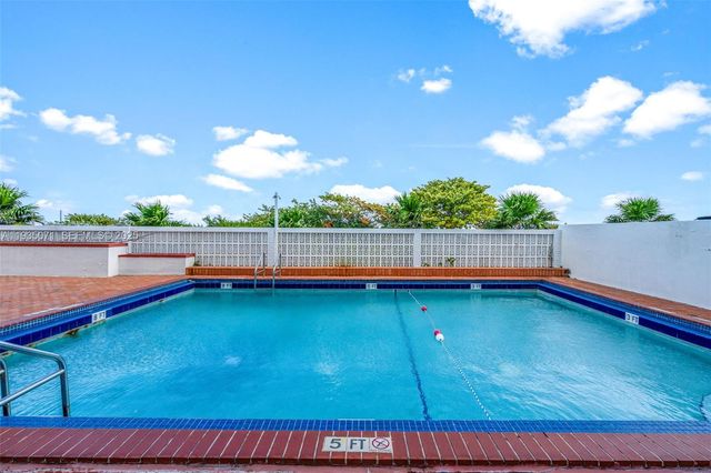 6969 Collins Ave 811, Miami Beach, FL 33141