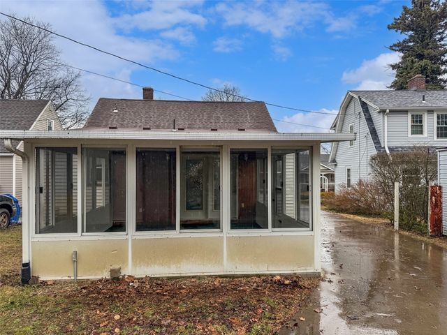 1809 W 9TH Street, Erie, PA 16505