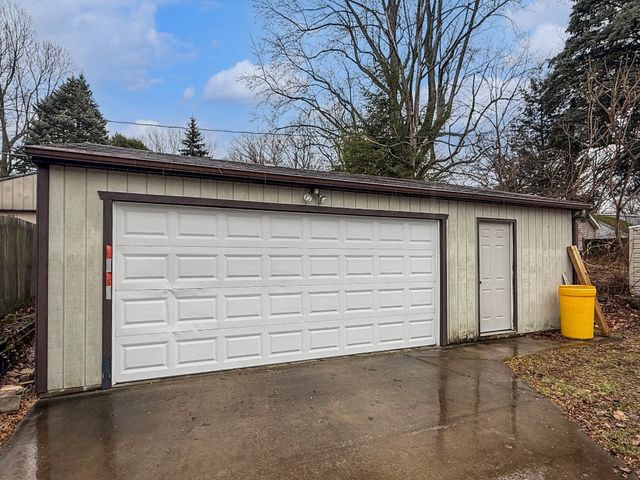 1809 W 9TH Street, Erie, PA 16505