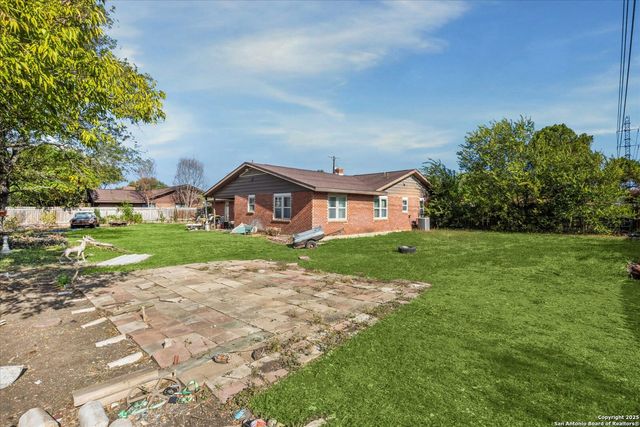 2306 Blossom, San Antonio, TX 78217