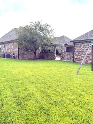 225 Rue L'amitie, Thibodaux, LA 70301