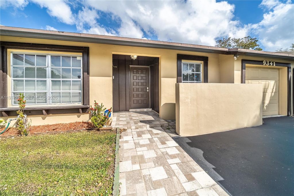 9341 E Fern Lane, Miramar, FL 33025