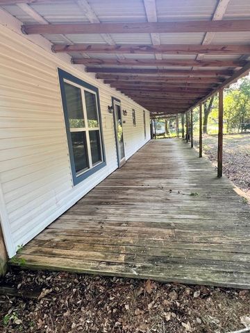 6107 Apache Drive, Mabank, TX 75156