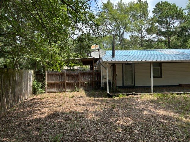 6107 Apache Drive, Mabank, TX 75156