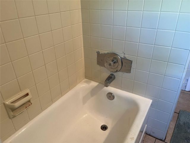 1637 SAN ROY DRIVE, Dunedin, FL 34698