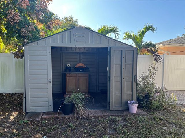 1637 SAN ROY DRIVE, Dunedin, FL 34698