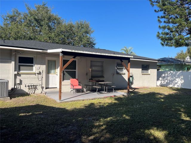 1637 SAN ROY DRIVE, Dunedin, FL 34698