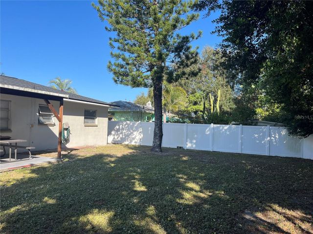 1637 SAN ROY DRIVE, Dunedin, FL 34698