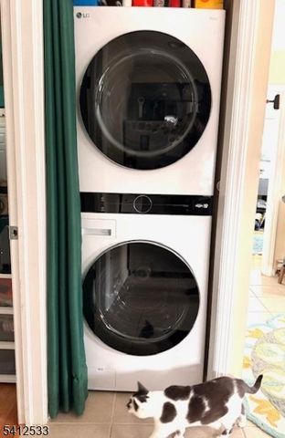 136 Dupont Ave, Hopatcong Boro, NJ 07843