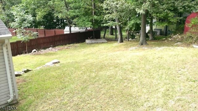 136 Dupont Ave, Hopatcong Boro, NJ 07843