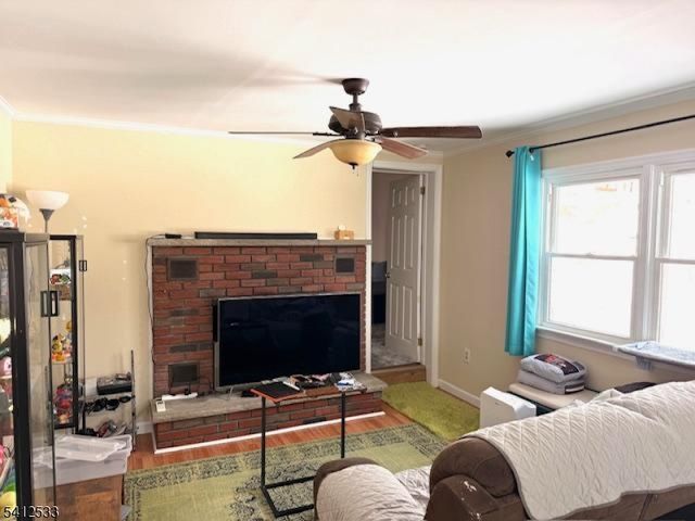 136 Dupont Ave, Hopatcong Boro, NJ 07843