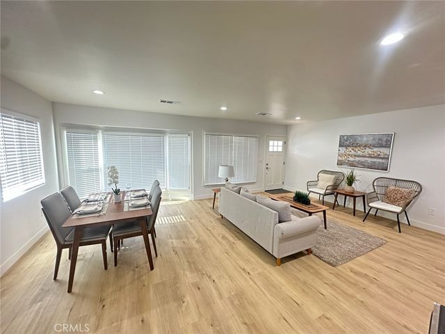 5344 Adenmoor, Lakewood, CA 90713