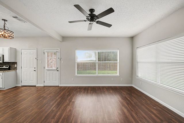 10700 Castle Drive, Frisco, TX 75035