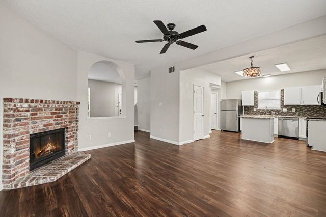 10700 Castle Drive, Frisco, TX 75035