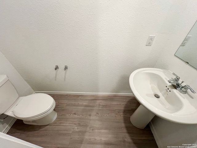 7227 Satellite Way, San Antonio, TX 78252