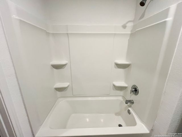 7227 Satellite Way, San Antonio, TX 78252