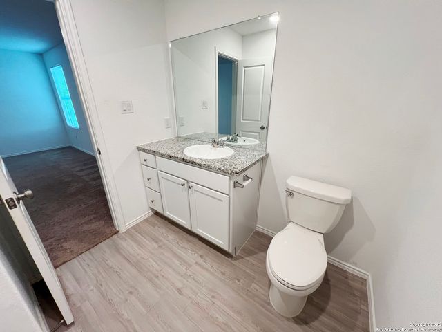 7227 Satellite Way, San Antonio, TX 78252