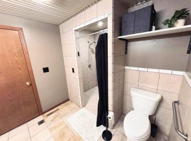 22598 700th Avenue, Albert Lea, MN 56007