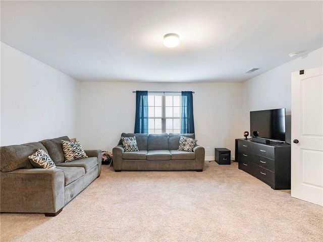 8258 Mountain Glen Drive, Clermont, GA 30527