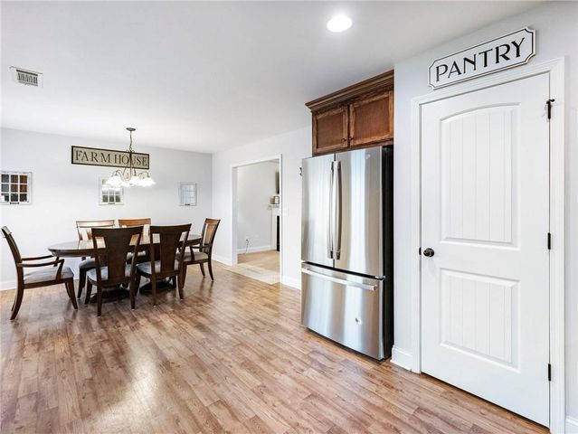 8258 Mountain Glen Drive, Clermont, GA 30527