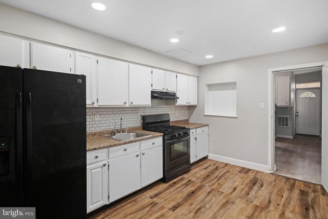 2419 N MARSHALL ST, Philadelphia, PA 19133
