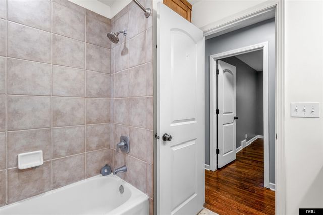 2815 S 102nd Street, Omaha, NE 68124