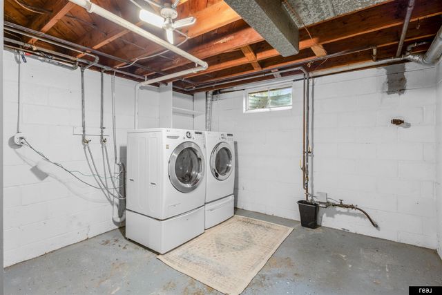 2815 S 102nd Street, Omaha, NE 68124