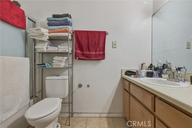 539 N Pasadena, Azusa, CA 91702