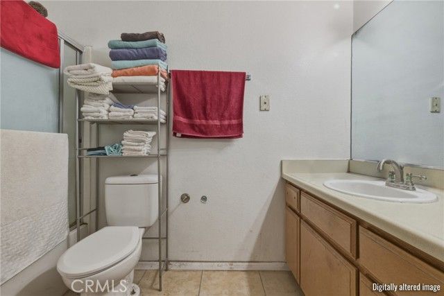 539 N Pasadena, Azusa, CA 91702