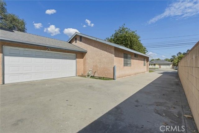 539 N Pasadena, Azusa, CA 91702