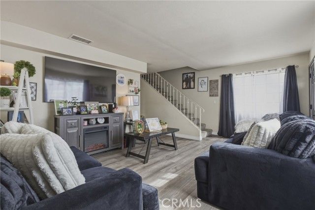 539 N Pasadena, Azusa, CA 91702