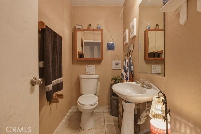 539 N Pasadena, Azusa, CA 91702