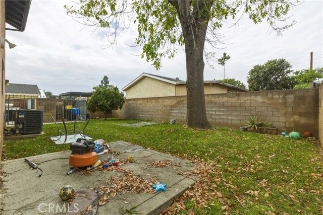 539 N Pasadena, Azusa, CA 91702