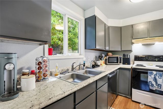 2533 Fir Avenue, Bremerton, WA 98310