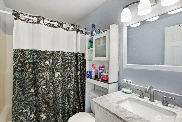 2533 Fir Avenue, Bremerton, WA 98310