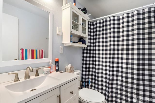 2533 Fir Avenue, Bremerton, WA 98310