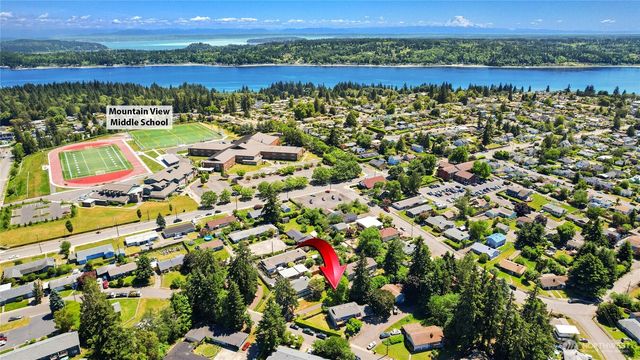 2533 Fir Avenue, Bremerton, WA 98310