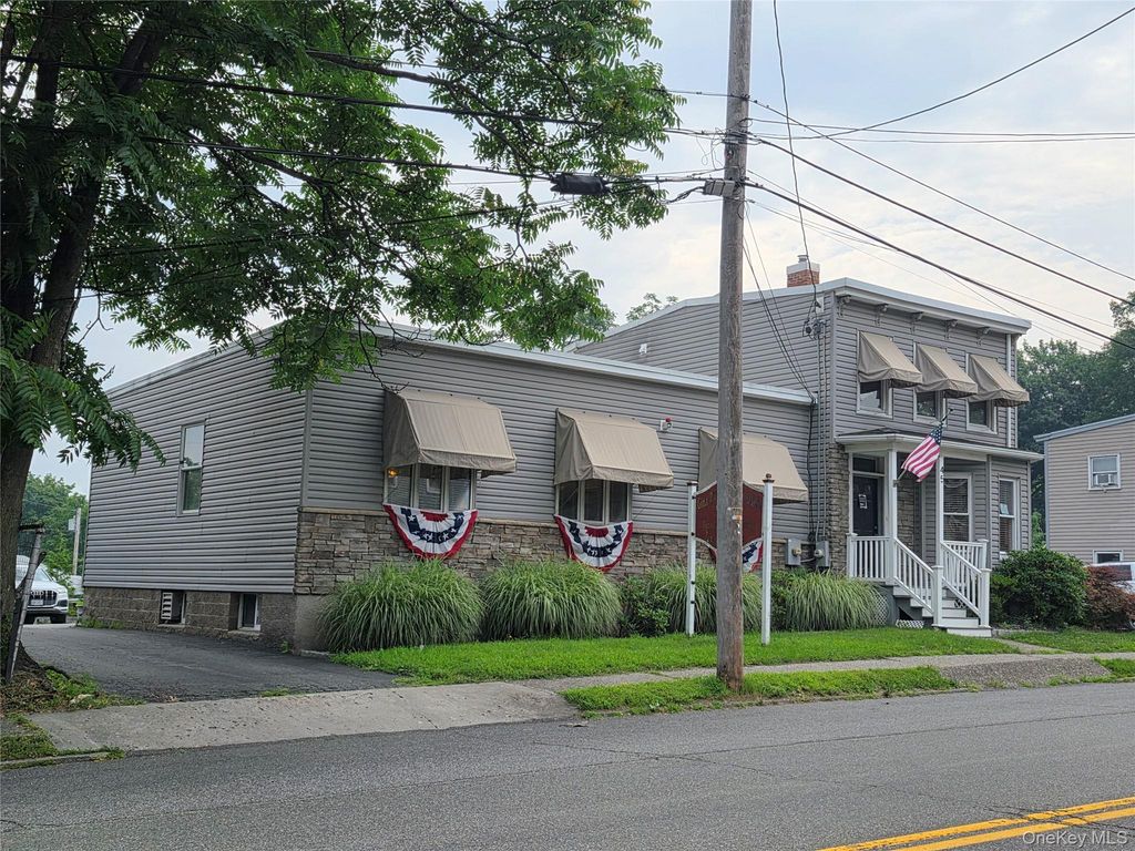 45 Quassaick Avenue, New Windsor, NY 12553 — exterior